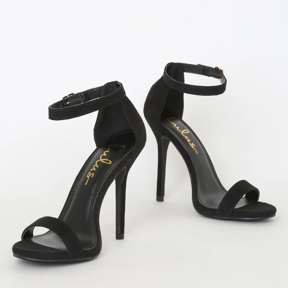 *NEW* Lulu's Black Vegan Suede Heels, single strap